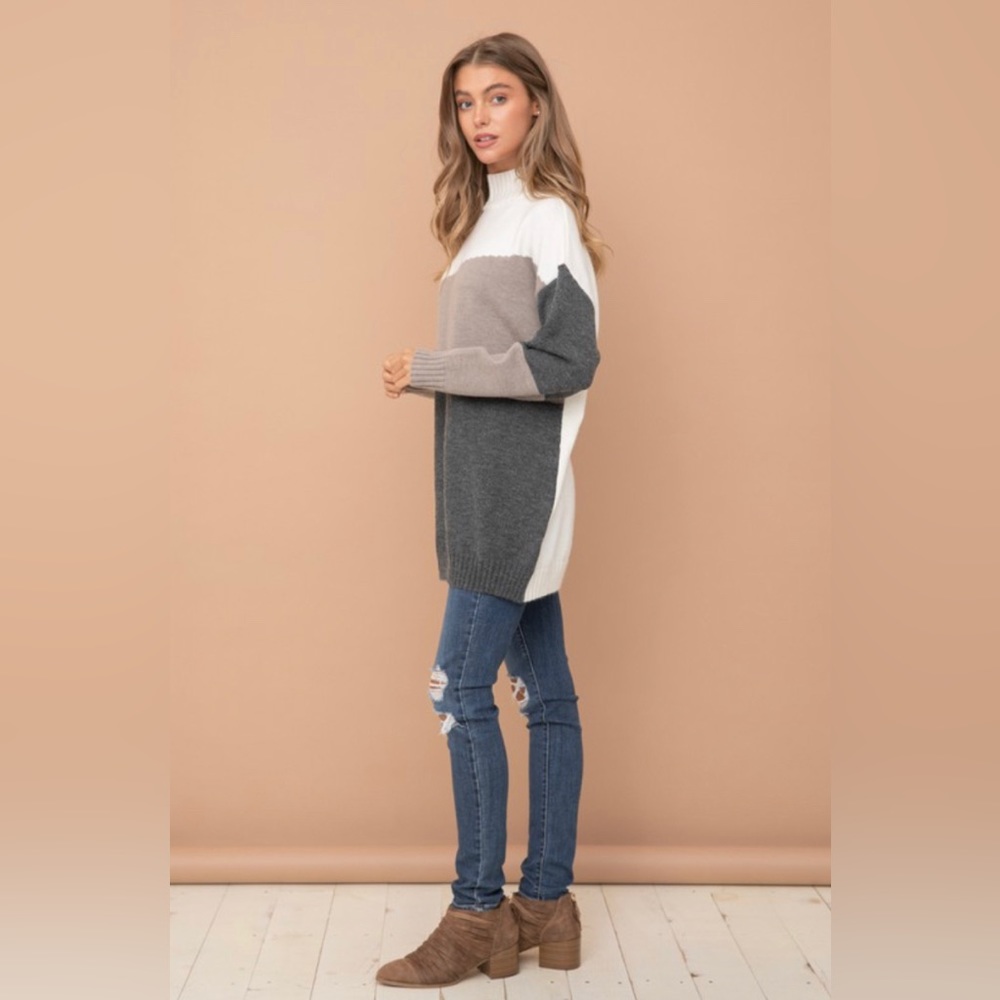 Color block sweater - Picture 11 of 13